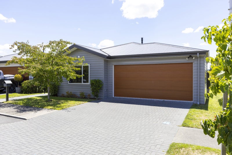 25 Chateau Crescent, Rangatira Park, Taupo - Carousel 1