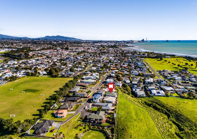 2/13 Chatswood Grove, Fitzroy, New Plymouth - Carousel 36