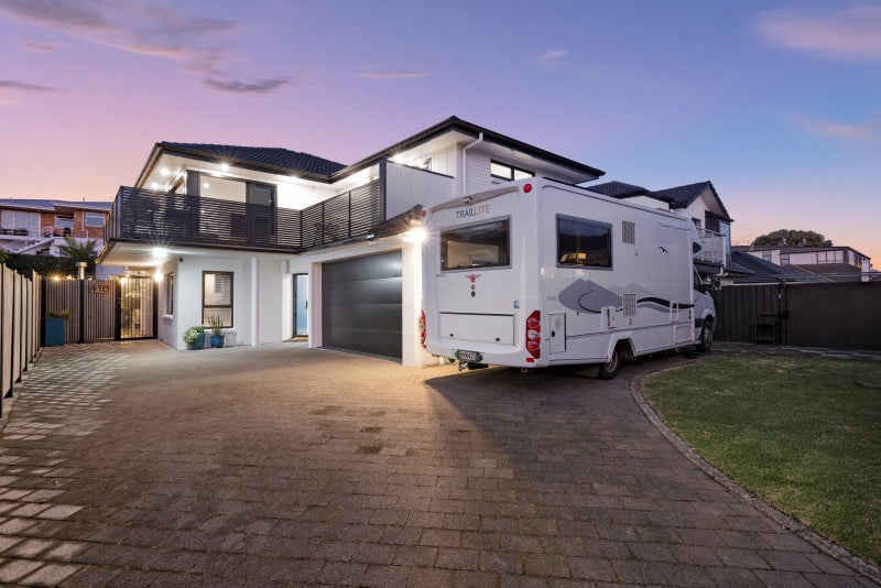 41B May Street, Mount Maunganui, Mount Maunganui - Carousel 1