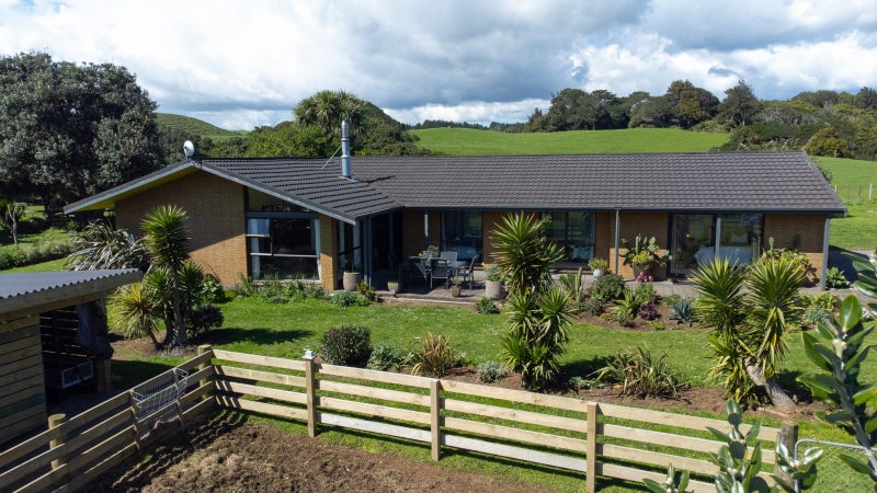 95 Plymouth Road, Omata, New Plymouth - Carousel 32