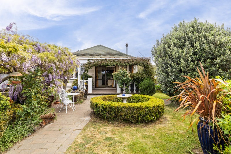 30 Constable Crescent, Onekawa, Napier - Carousel 1