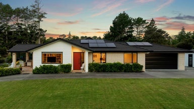 200 Birdwood Road, Massey, Auckland - Carousel 1