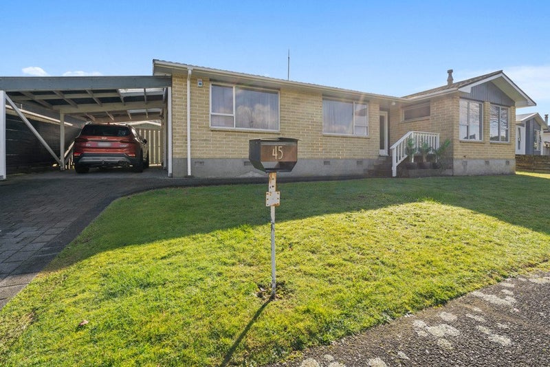 45 Pasadena Crescent, Totara Park, Upper Hutt - Carousel 12