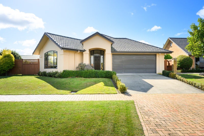 48 Clearview Drive, Milson, Palmerston North - Carousel 1