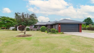 3 Higginson Street, OTANE, Otane - Carousel 1