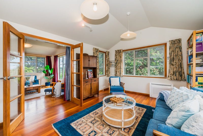 142 Wellington Road, Paekakariki - Carousel 1