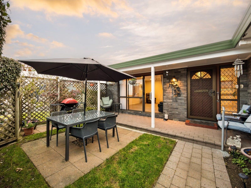 46 Lansdowne Crescent, Glenview, Hamilton - Carousel 2