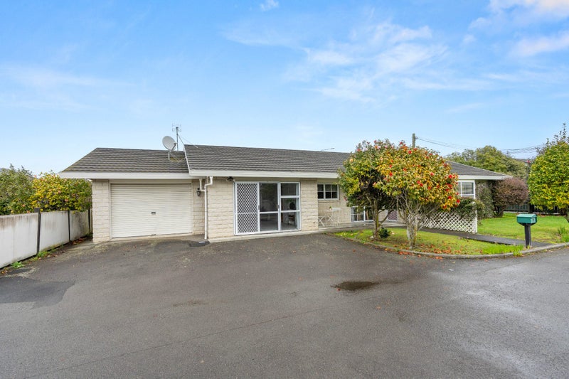 1/22 Opaki Road, Lansdowne, Masterton - Carousel 1