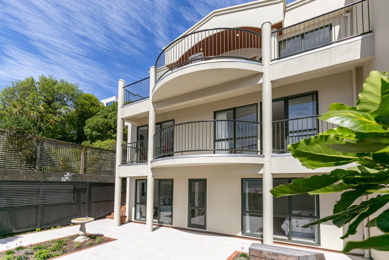 3/22 Oriental Terrace, Oriental Bay, Wellington - Carousel 1