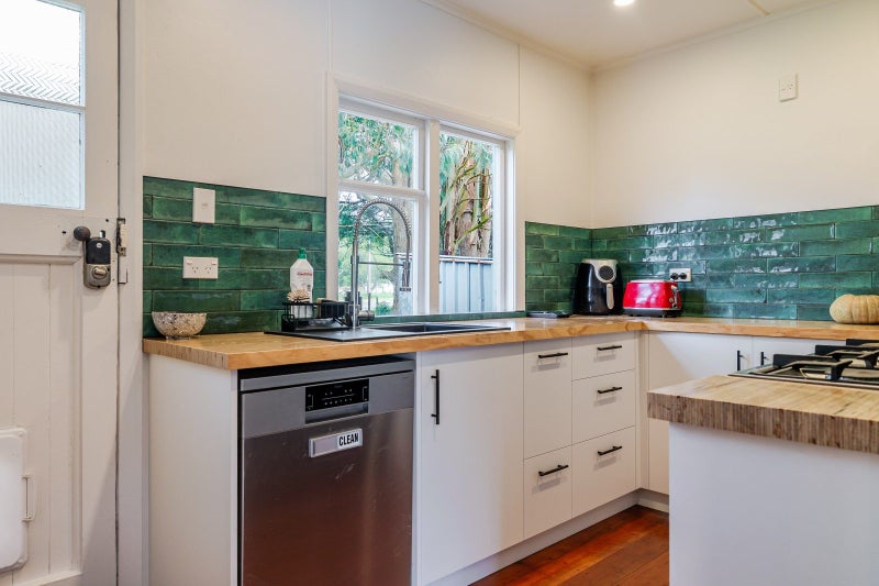 36 High Street, Eketahuna, Eketahuna - Carousel 2