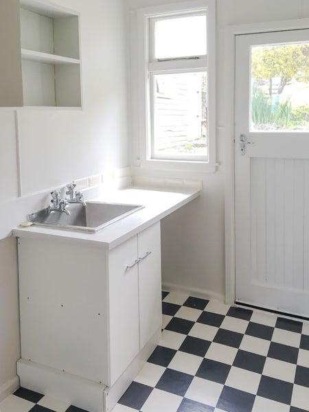 4 Nore Street, Oamaru North, Oamaru - Carousel 13