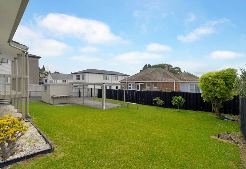 1/23 Blacklock Avenue, Henderson, Auckland - Carousel 9