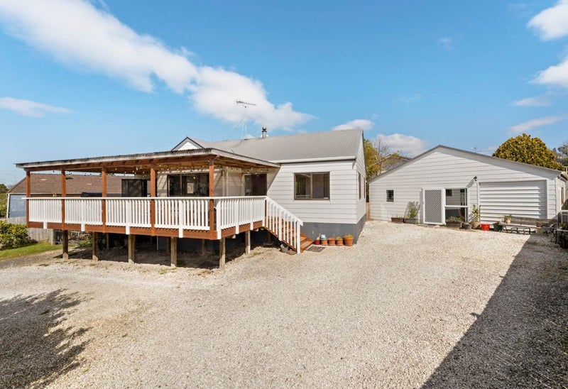 Property Valuation for 22 Granville Drive, Massey, Auckland Trade Me