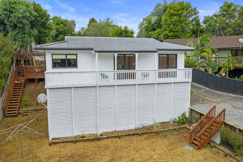 112 Spinella Drive, Bayview, Auckland - Carousel 18