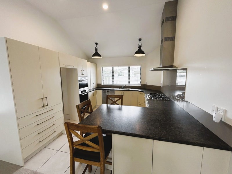 16 Palm Beach Boulevard, Papamoa Beach, Papamoa - Carousel 2