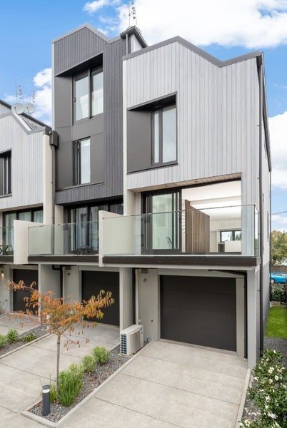 2/7 Arcadia Road, Epsom, Auckland - Carousel 14