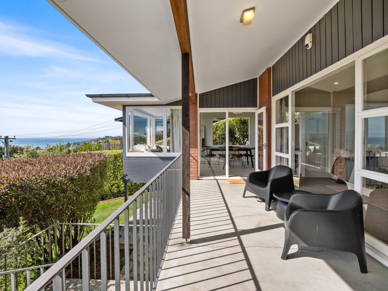 10 Muritai Terrace, Mount Pleasant, Christchurch - Carousel 1