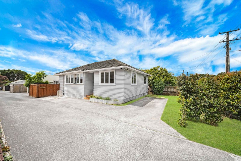 50A Kings Road, Panmure, Auckland - Carousel 1