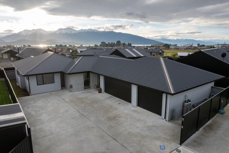 5 Millar Place, Te Anau, Te Anau - Carousel 2
