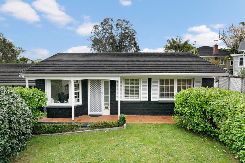 1/45A Asquith Avenue, Mount Albert, Auckland - Carousel 1
