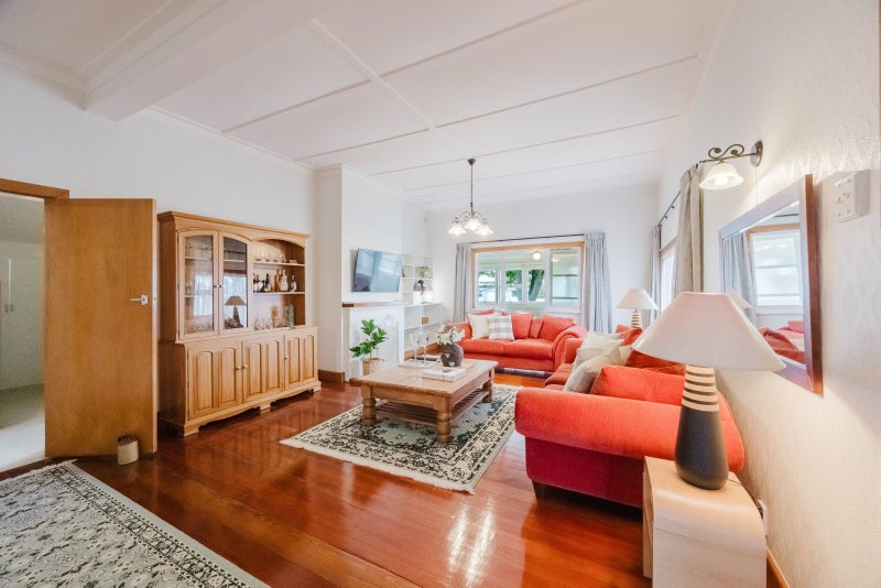 81 Vigor Brown Street, Napier South, Napier - Carousel 2