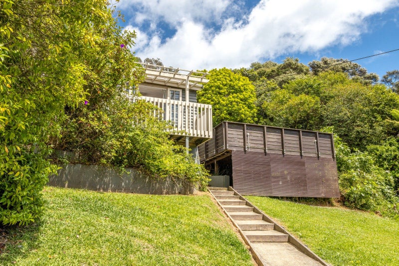 1 Wilma Road, Ostend, Waiheke Island - Carousel 17