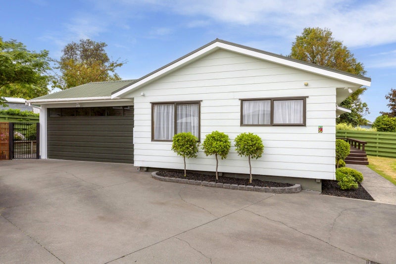 1/7 Korimako Road, Waipahihi, Taupō - Carousel 11