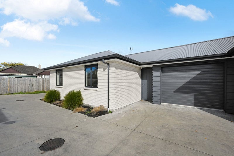 2/72 Marshall Street, Fairfield, Hamilton - Carousel 1