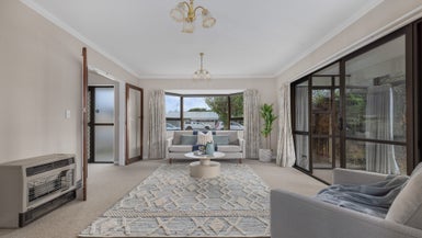 8A Warrimoo Street, Paraparaumu - Carousel 1