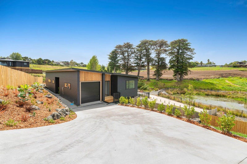 27 Kia Kaha Drive, Snells Beach, Rodney, Auckland - Carousel 1