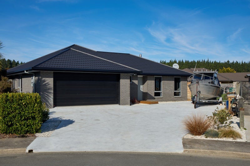 11 Swyncombe Place, Kaikoura Flat, Kaikōura - Carousel 2
