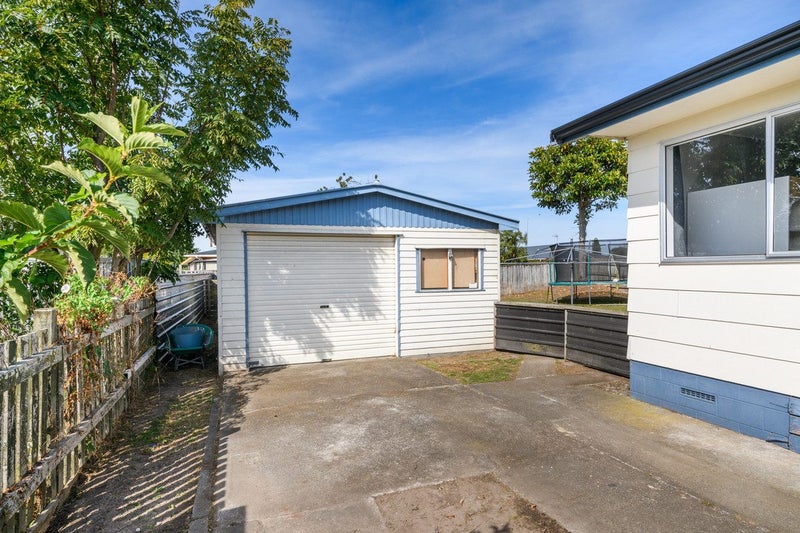 17 Campbell Street, Feilding, Feilding - Carousel 15