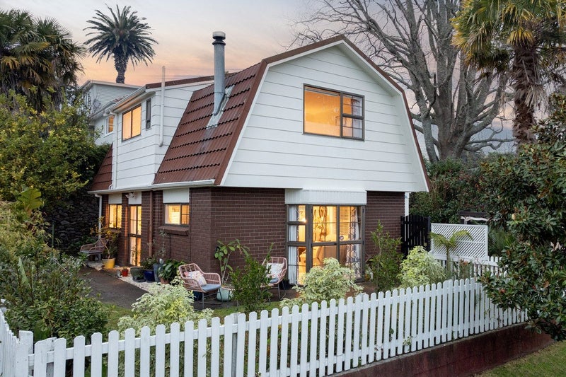 118A Sutherland Road, Brookfield, Tauranga - Carousel 1