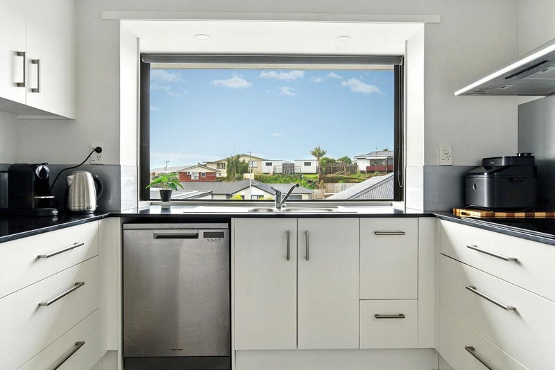 14 Oroua Street, Te Puke, Te Puke - Carousel 2