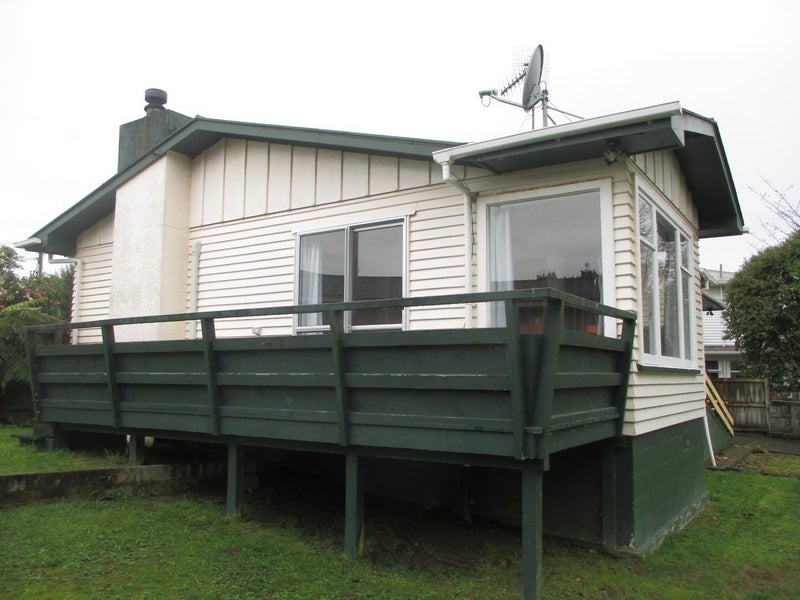 10 Highfield Place, Levin, Levin - Carousel 16