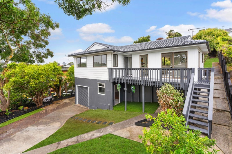 11 Lendenfeld Drive, Papatoetoe, Manukau City, Auckland - Carousel 1