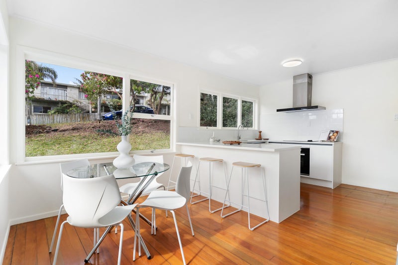 1/1 Nea Place, Hillcrest, Auckland - Carousel 2