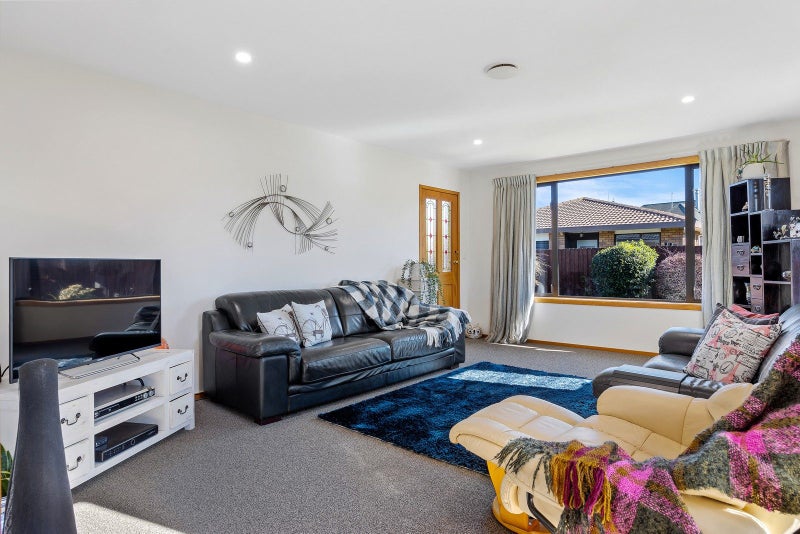 2/24 Kingrove Street, Bishopdale, Christchurch - Carousel 2