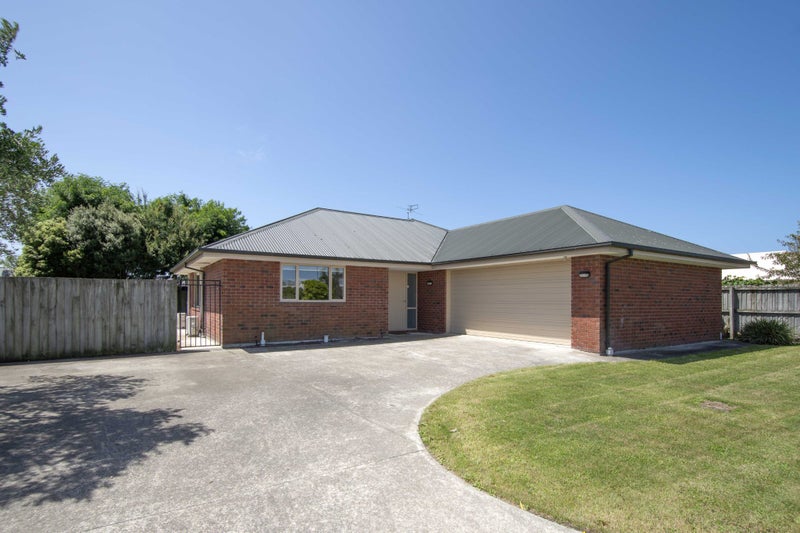 41 Factory Road, Belfast, Christchurch - Carousel 1