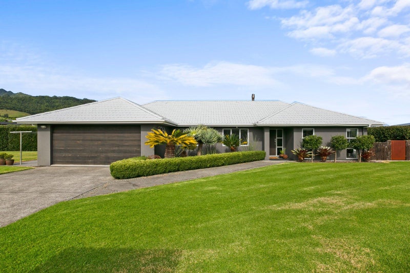 142 Wairau Road, Oakura, New Plymouth, Taranaki - Carousel 24
