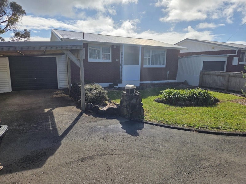 4 Duke Place, New Plymouth, New Plymouth - Carousel 1