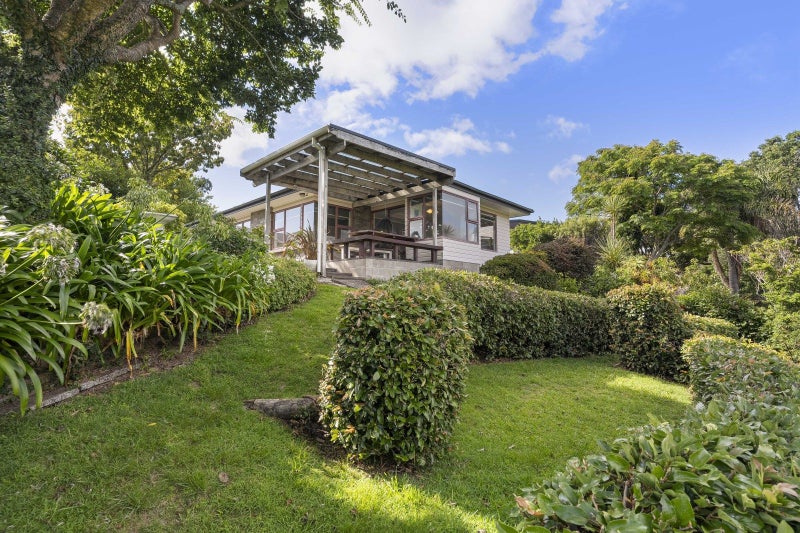 106 Whitby Place, Whangamata, Whangamata - Carousel 1