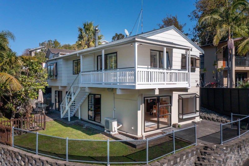 2/74 Glamorgan Drive, Torbay, Auckland - Carousel 2