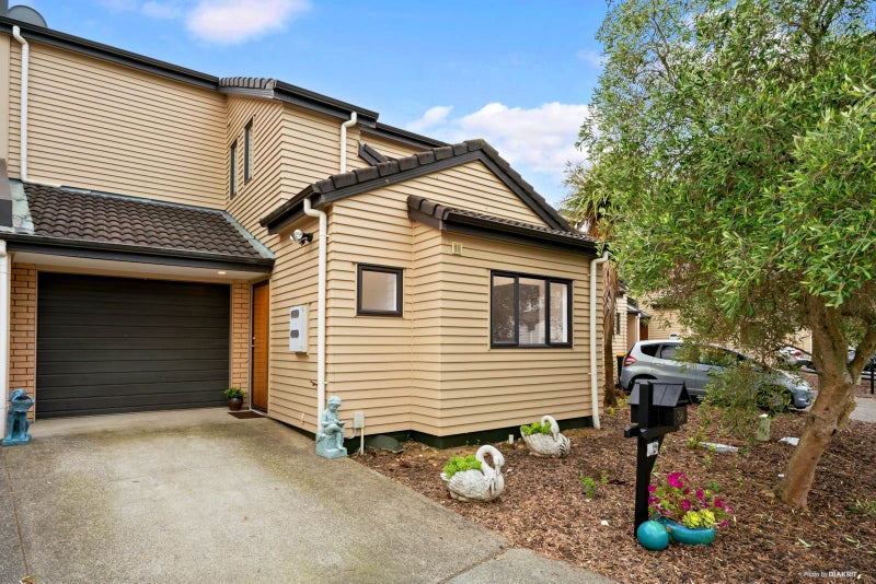 34 Skip Lane, East Tamaki, Auckland - Carousel 1