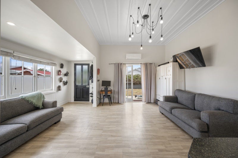 43 Georges Drive, Napier South, Napier - Carousel 2