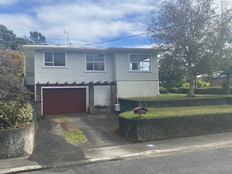 42 Awanui Street, Merrilands, New Plymouth - Carousel 2