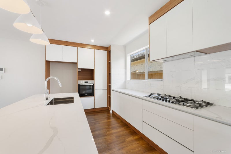 18 Vinistra Road, Kumeu - Carousel 2