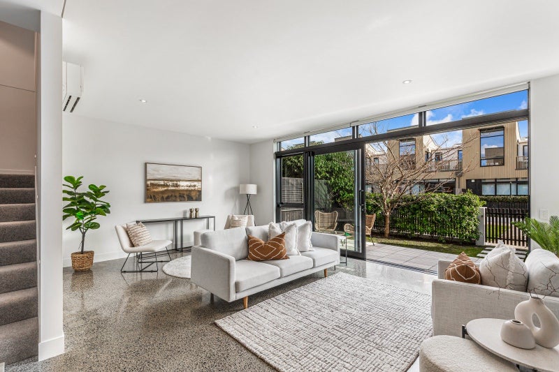 6 Cochrane Road, Hobsonville, Auckland - Carousel 2