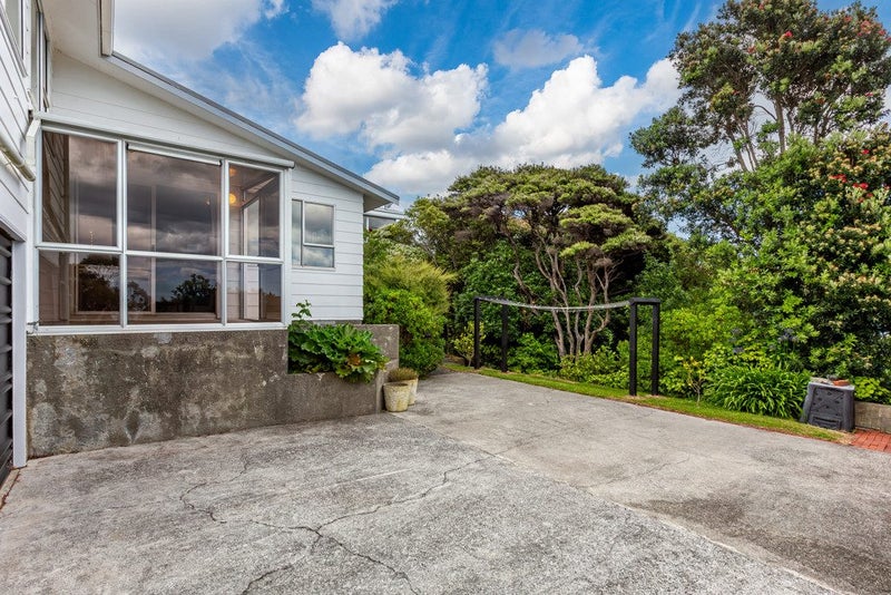 73 Sea Vista Drive, Pukerua Bay, Porirua - Carousel 19
