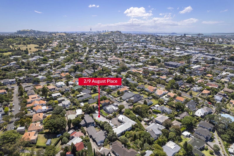 2/9 August Place, Greenlane, Auckland - Carousel 2